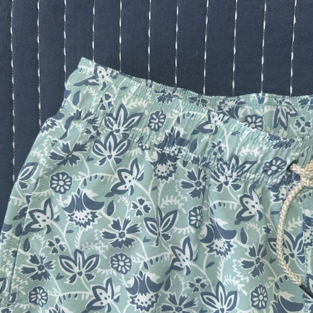 Faherty Swim Trunk Shorts Elastic Tie Floral Green Blue Cream Mens  Sz XL Lined